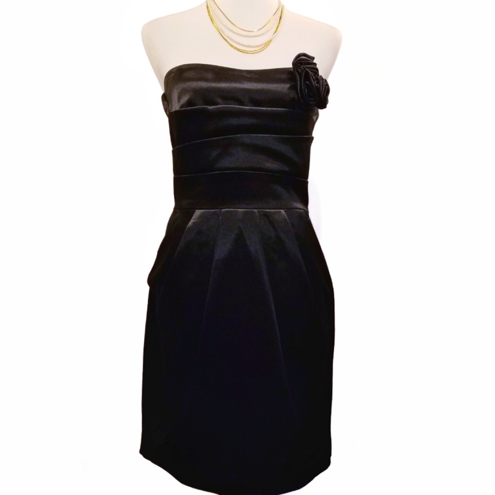 TEEZE ME Formal Cocktail Dress Silky Strapless